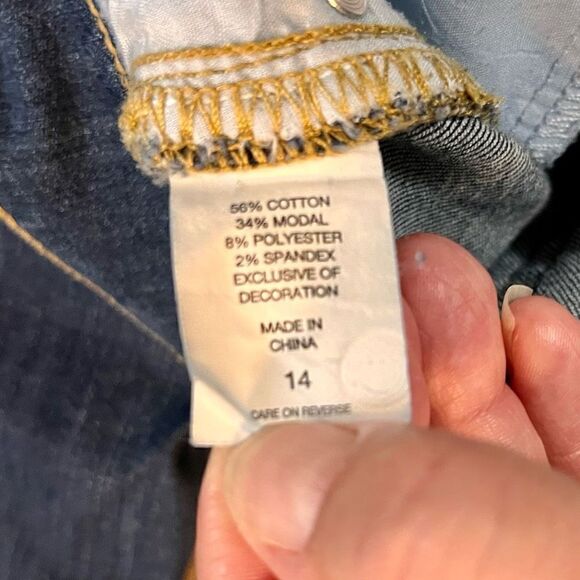 New York & Company Distressed Patch Denim Jeans 14 - Picture 8 of 12